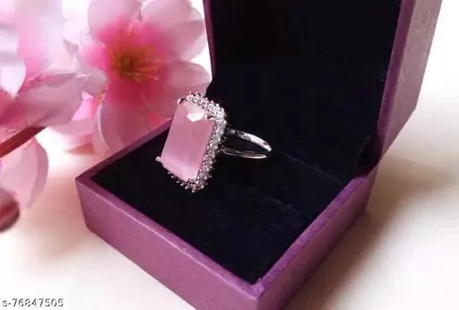 Royal Shine Rectangle Stone Ring
