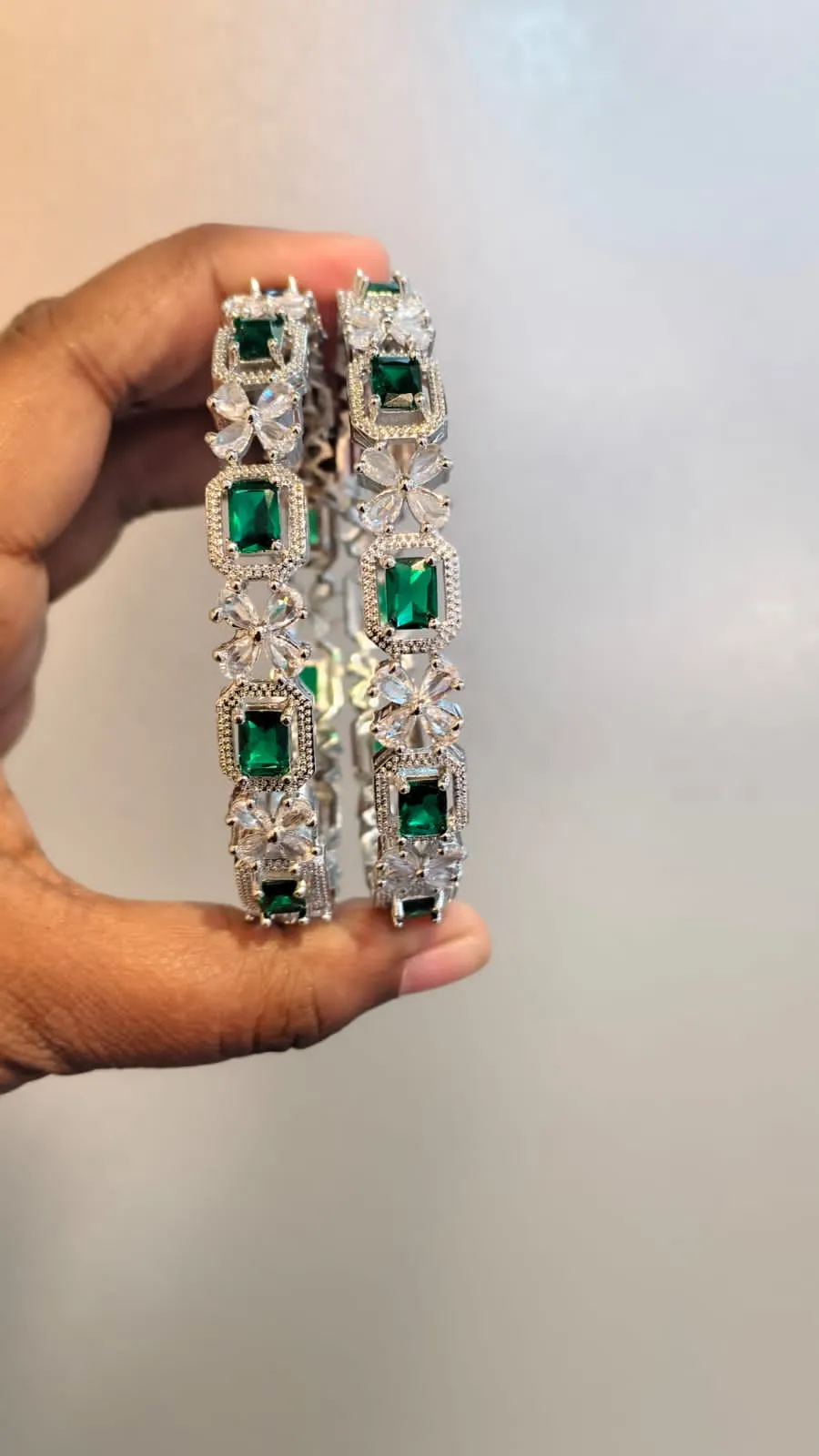 Royal Emerald Green American Diamond-Cut Jewelry Kada/Bangle Set (2 Pieces)